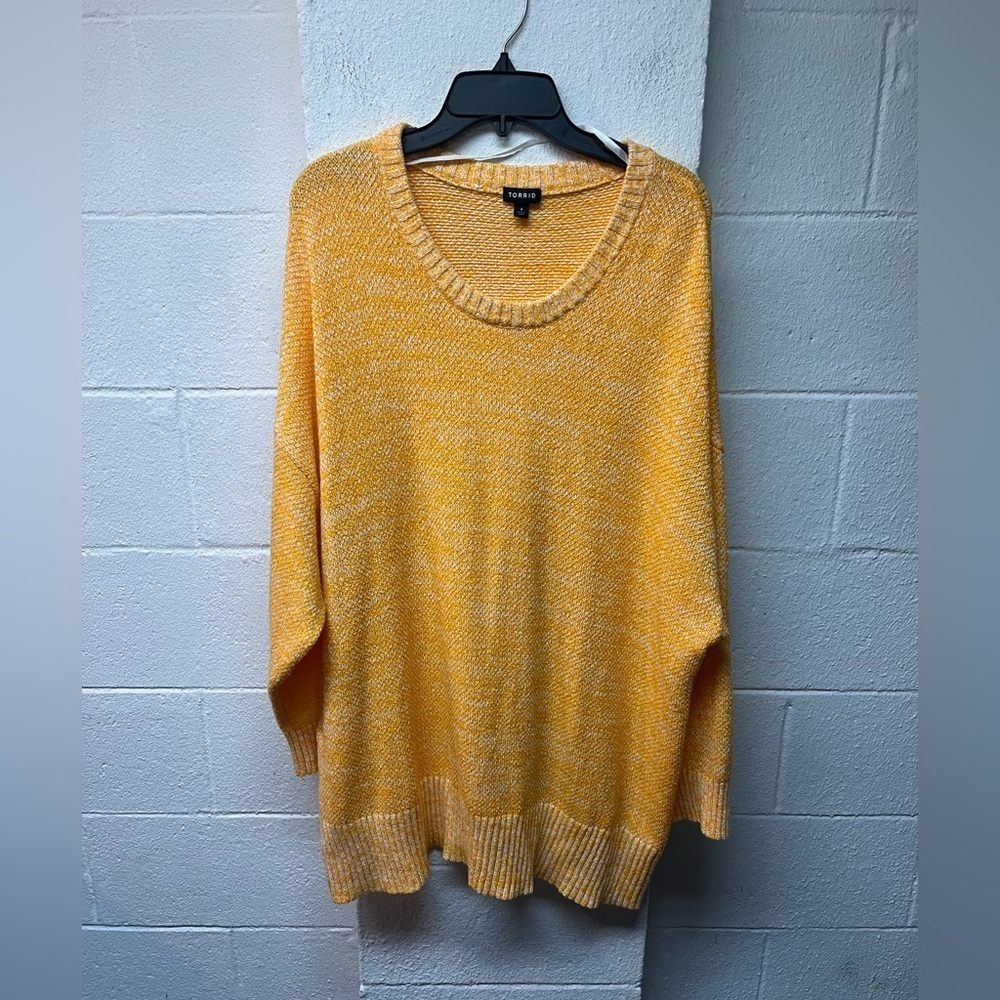 Torrid Mustard Knit Pullover. Size 4